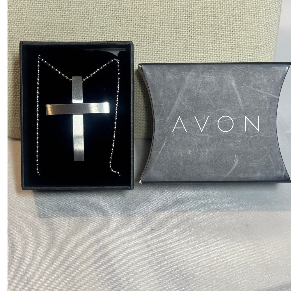 Avon sterling cross men's necklace, NIB Easter